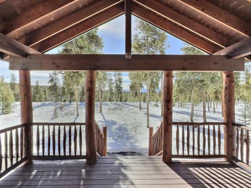 Leadville House | 2 Bed Cabin Fireplace Lodgepole Pines