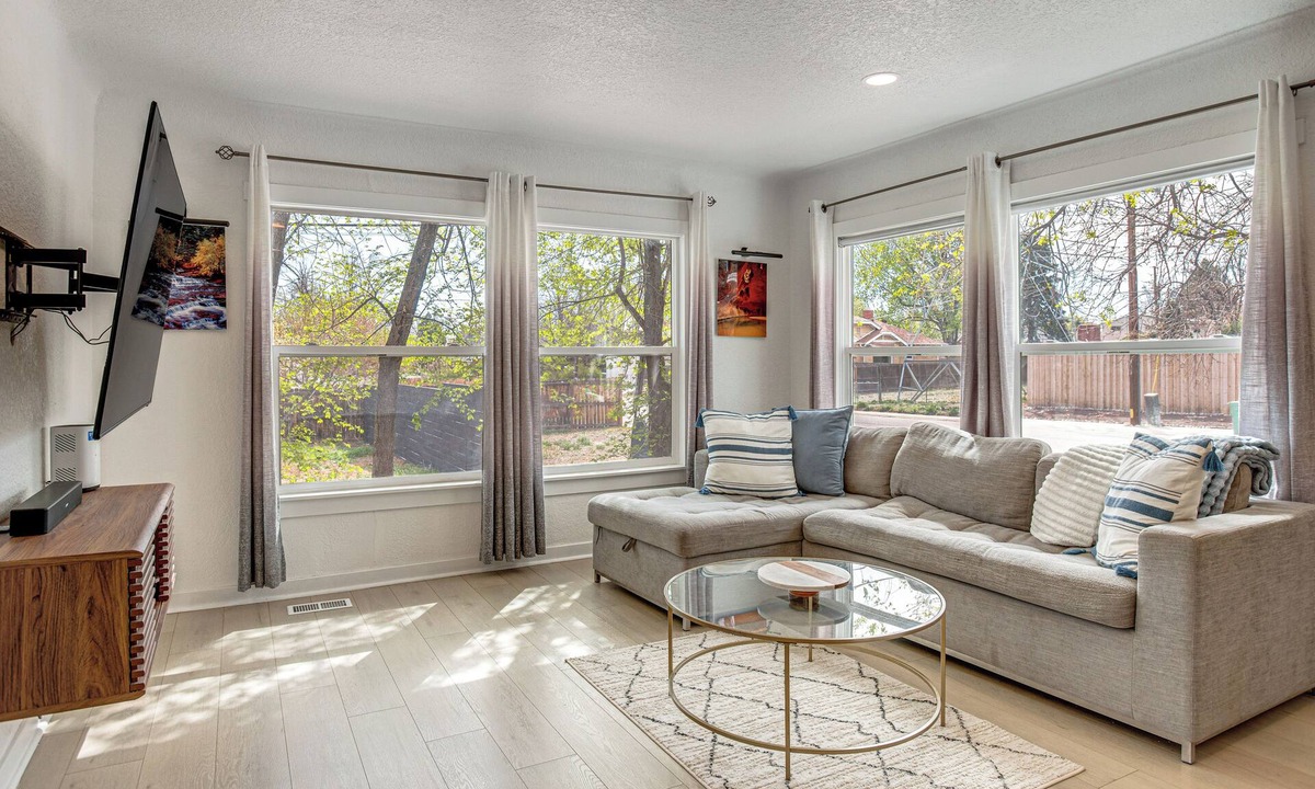 Virginia Village House | 2 Mi to Cherry Creek Trail! Family Home w/Patio