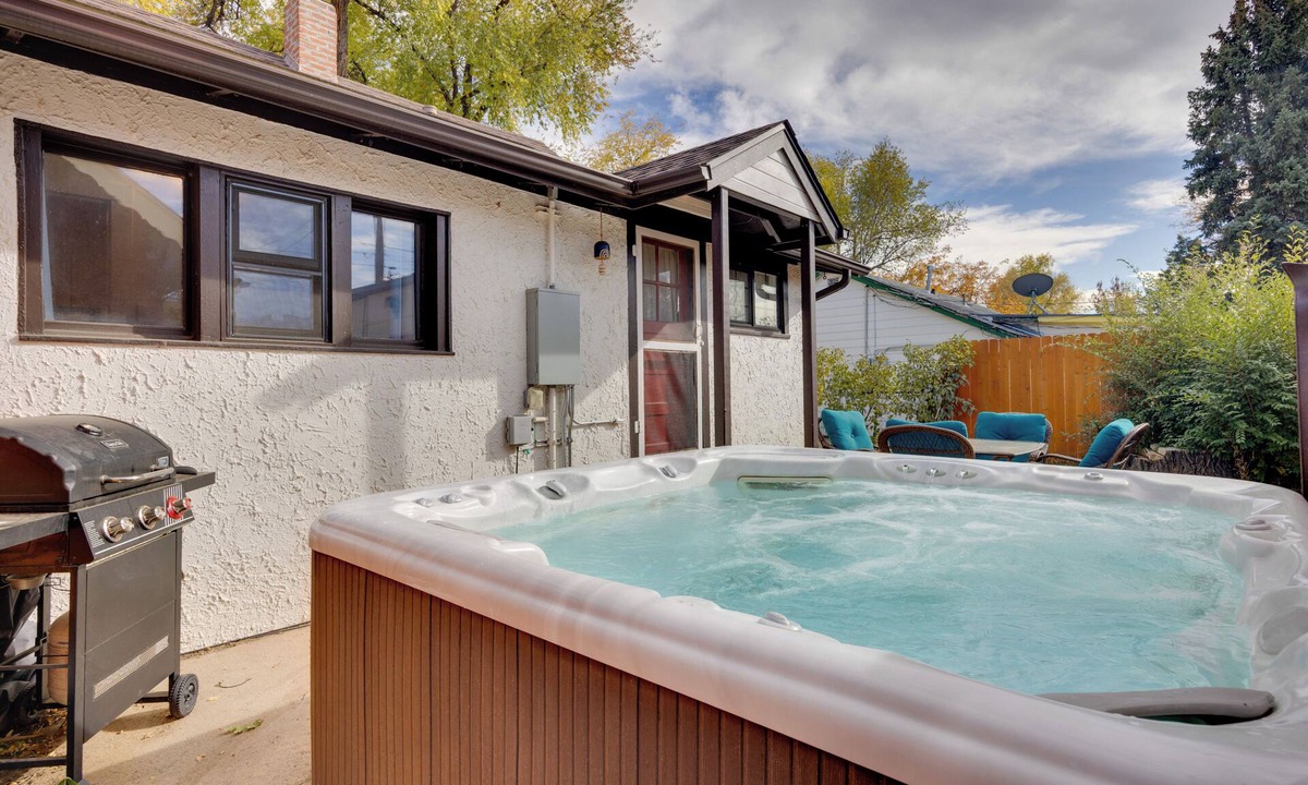 Old North End Cottage | 2 Mi to Dtwn: Colorado Springs Gem w/Hot Tub!