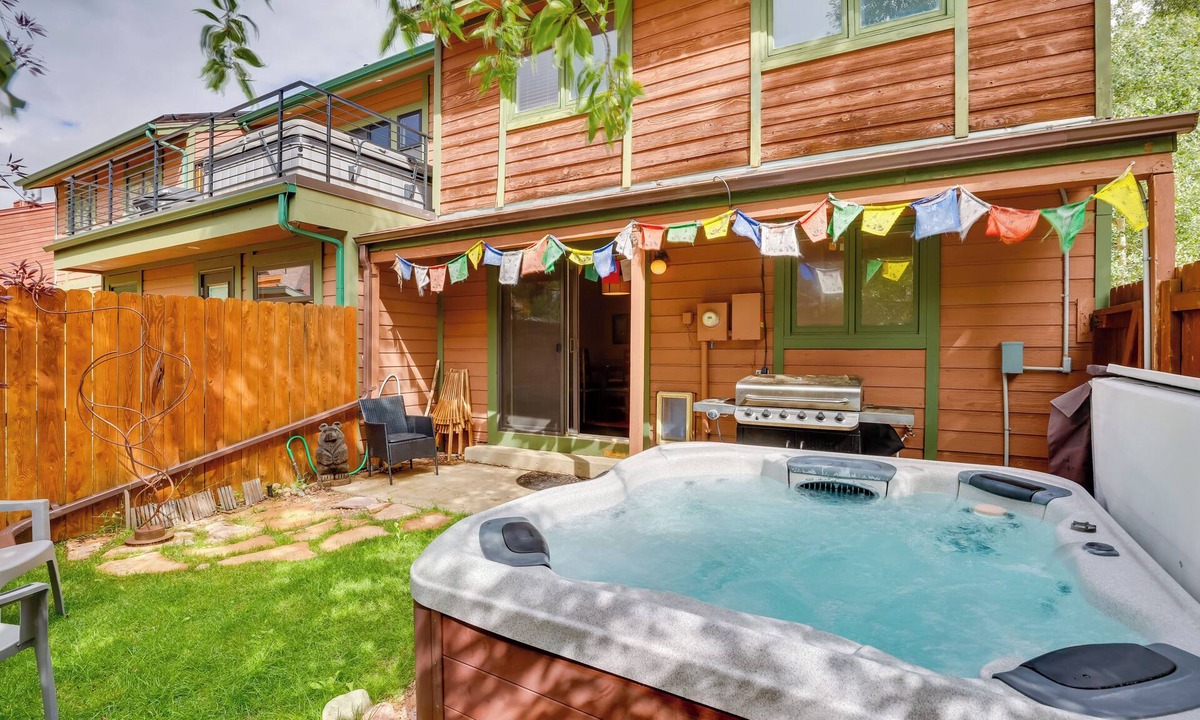 Frisco House | 2 Mi to Frisco Ski Hill: Mountain Home w/Hot Tub!