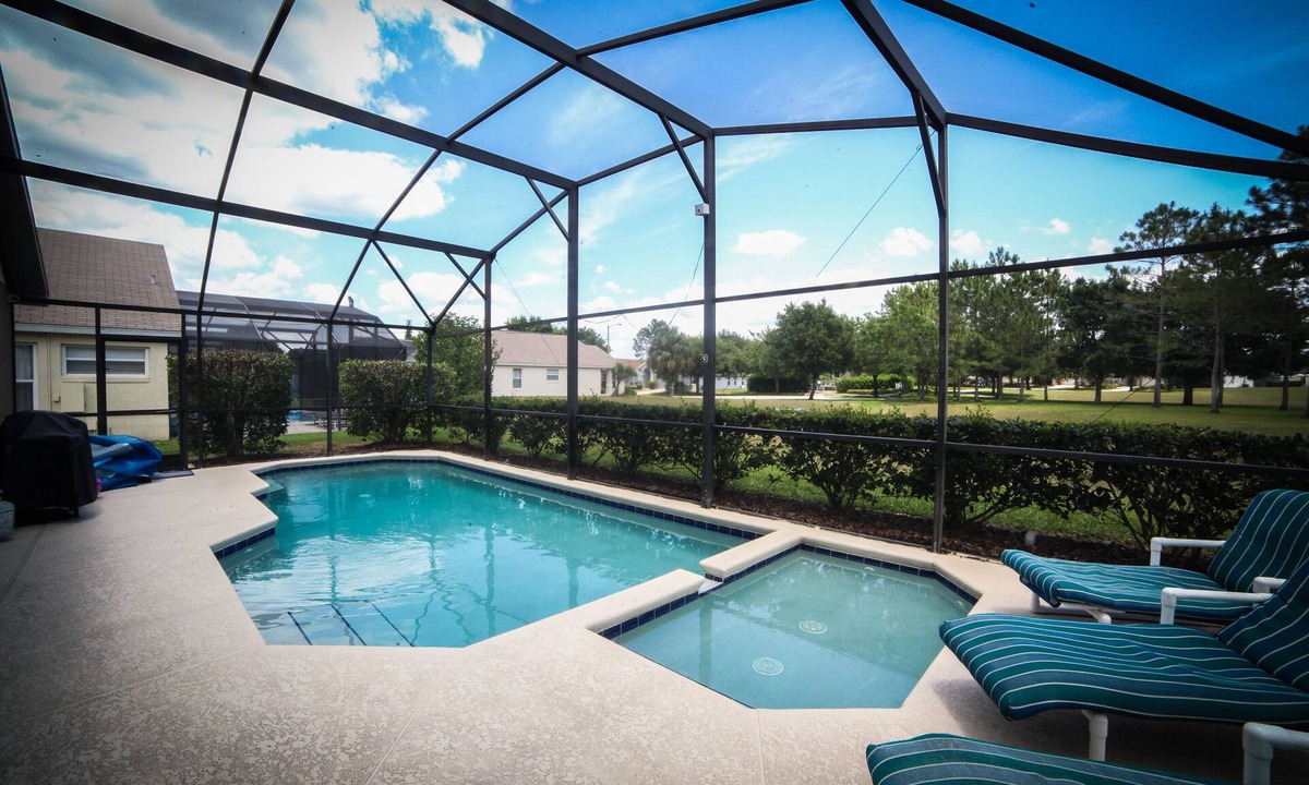 West Kissimmee House | 2026 Summer specials - private heated pool/jacuzzi/game room ,3 miles to Disney