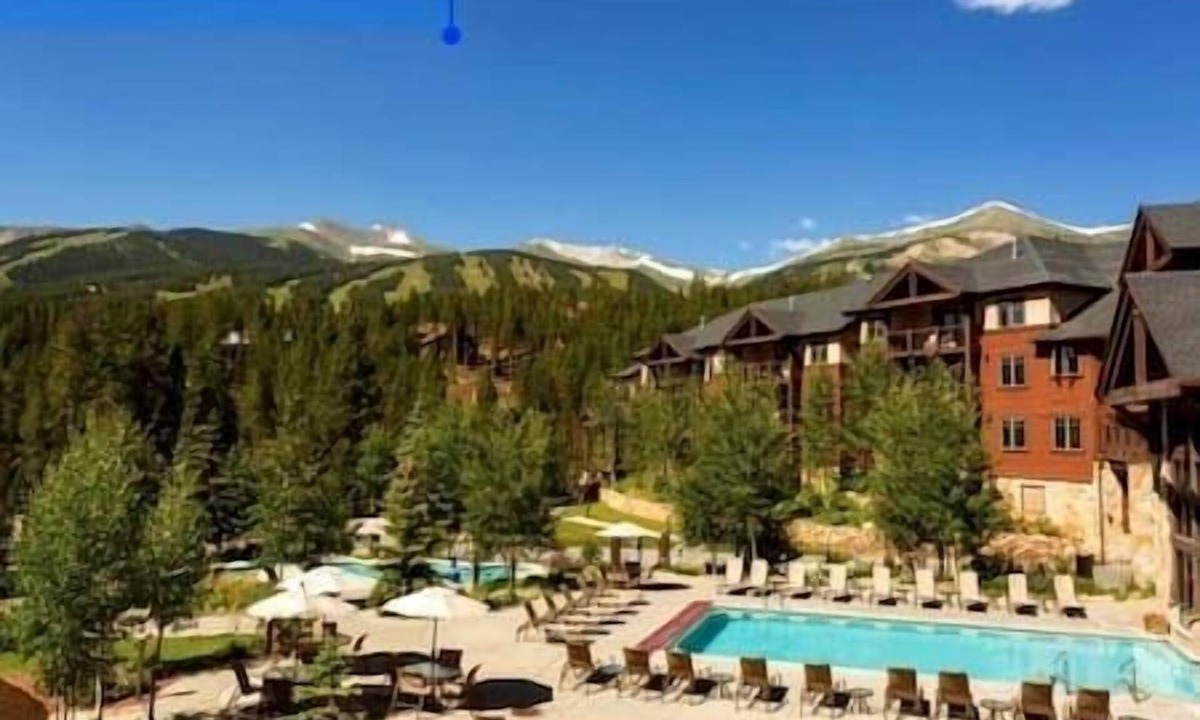 Four O'Clock Resort | 3/3 Grand Timber Lodge Resort-Fireplace-Ski-In/Out
