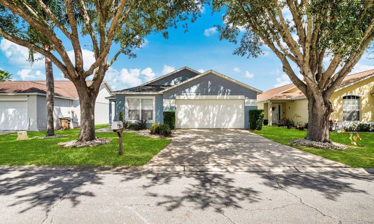 Clear Creek House | 4-bedroom house in lovely Clermont with AC. Close to the best theme parks