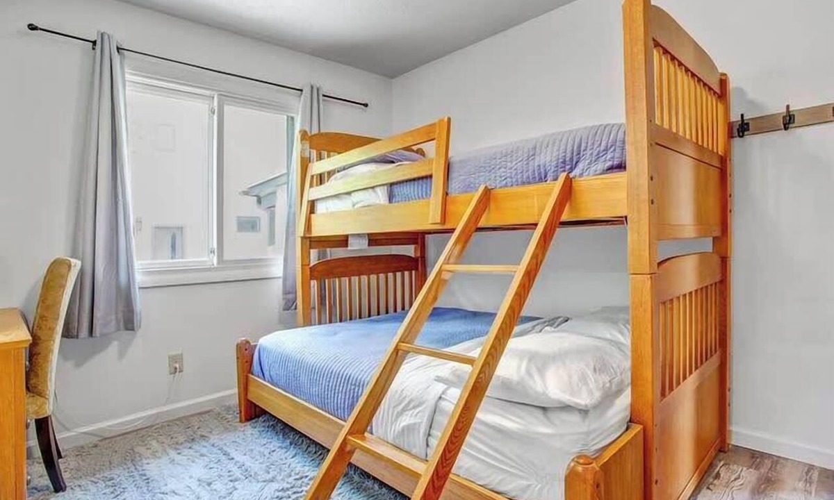 Salida House | 4BR Downtown Basecamp - Walk to Everything