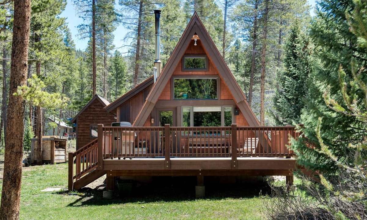 Blue River House | A-Frame of Mind Cabin: Dog-Friendly Woodsy Getaway