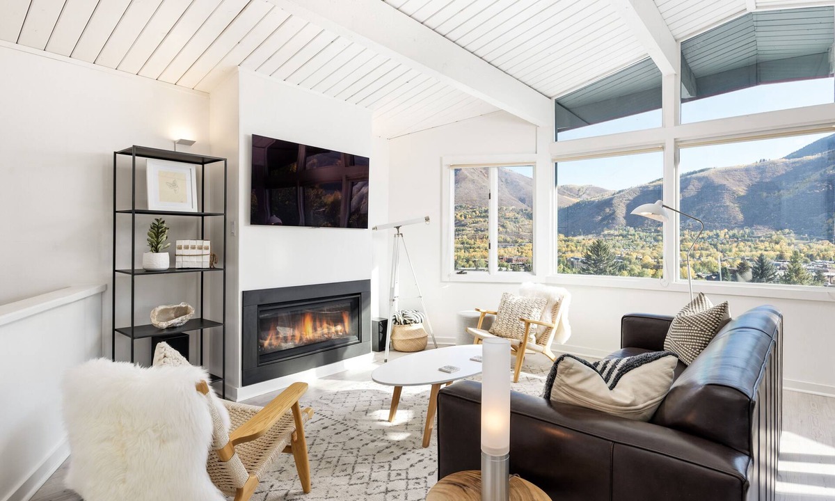 Aspen Condo | Aspen Ajax | Shadow Mountain #18 | 2B/2B