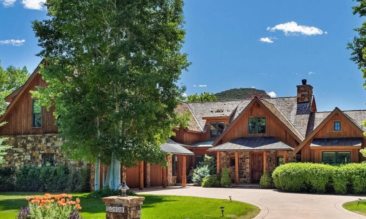 Aspen Glen House | Aspen Glen 5 bedroom, Golf Course Facing, Sopris Views - Bring the Whole Family!