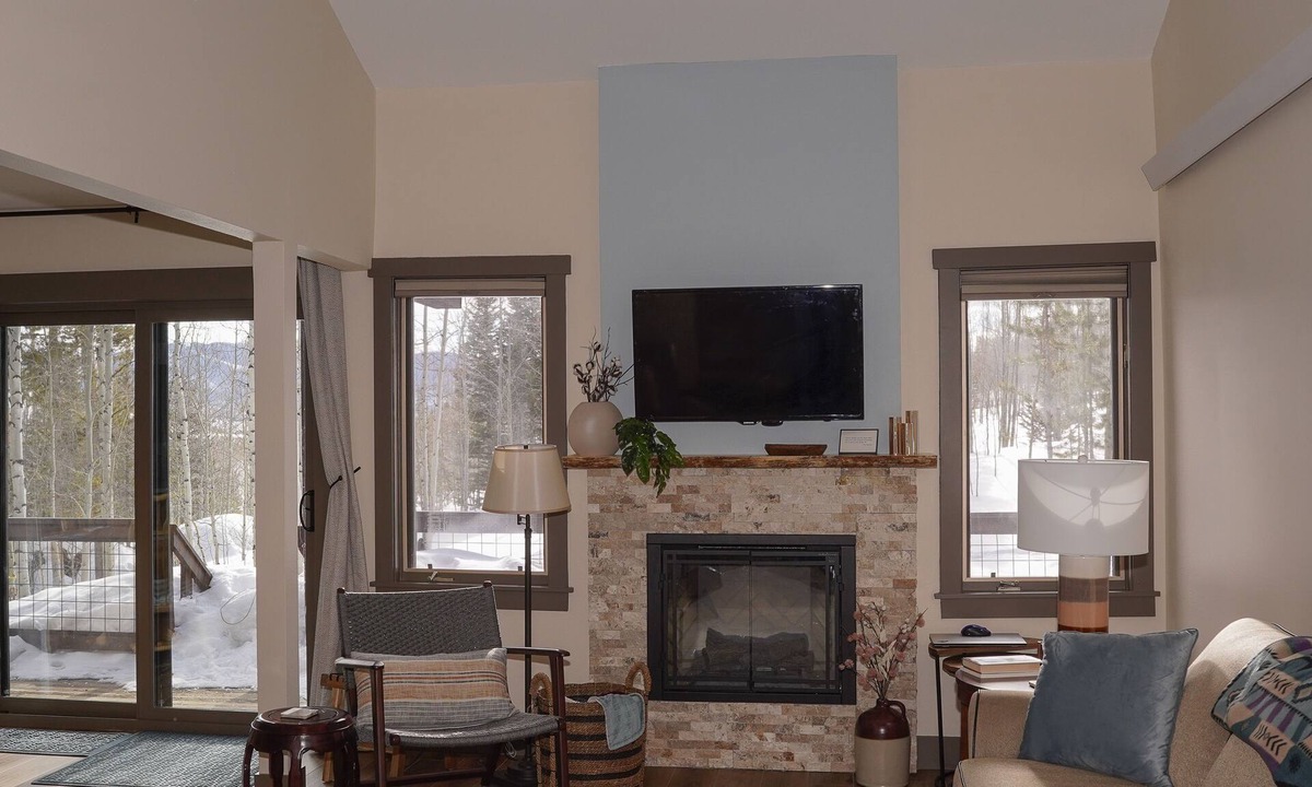 Wildernest House | Aspen Grove Retreat, Duplex Bordering the National Forest near Silverthorne