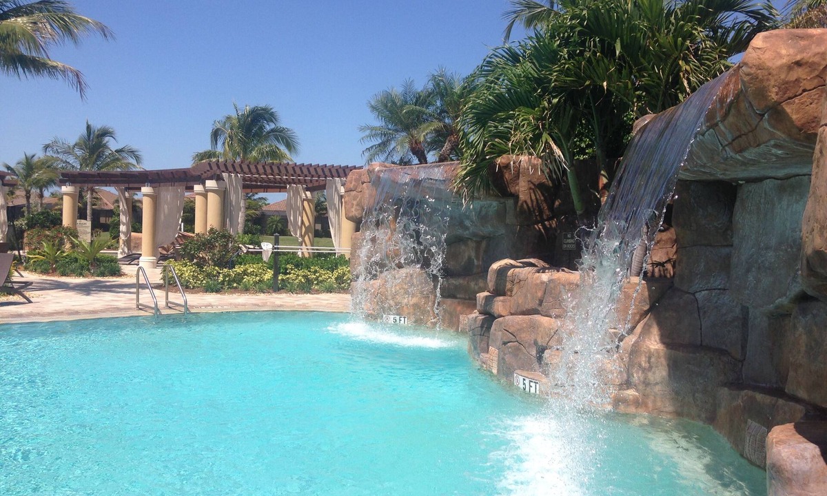 Naples Condo | AVAILABLE 2026 SEASON! Treviso Bay Resort Beautiful 3 Bedroom Lake View Condo