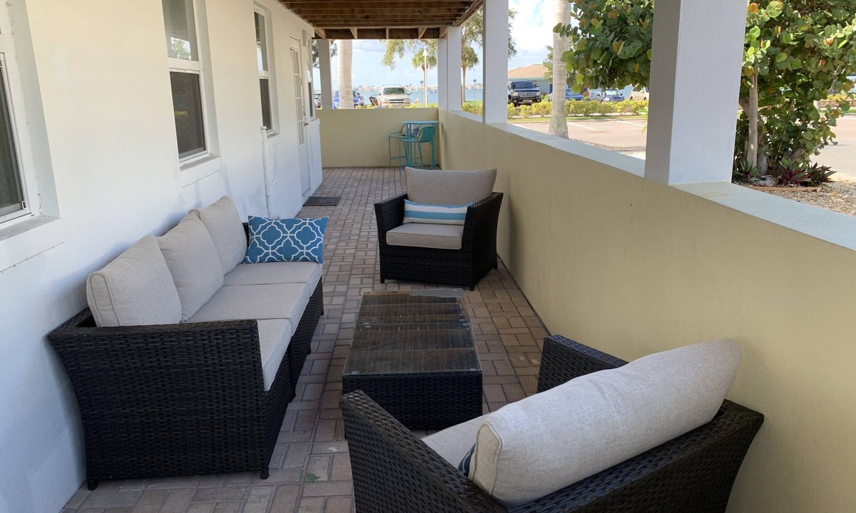 Gulfport House | Beatiful Bay views 1 BR with large private patio area