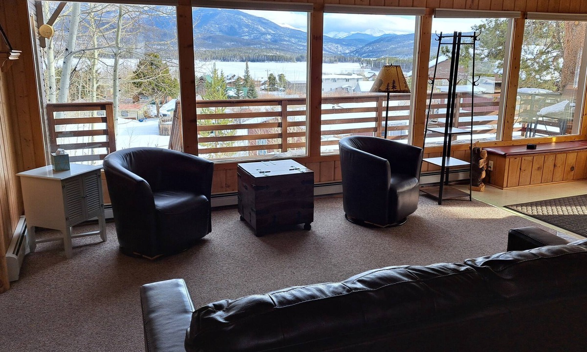 Grand Lake House | Beautiful Lake and Mountain Views with Parking for your Toys! In Grand Lake