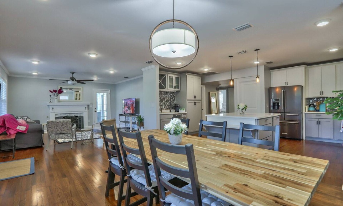 Old Town House | Beautifully remodeled House in Downtown Tallahassee!