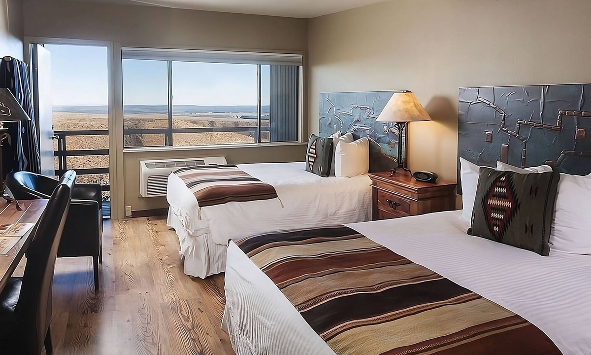 Mesa Verde National Park Hotel | Better Choice for your Vacation! Onsite Restaurant and Bar, Free Parking