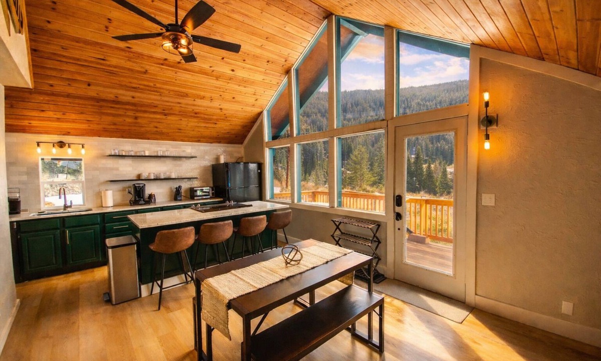 Breckenridge Cabin | Blue River Mountain Getaway | Hiking & Ski Slopes
