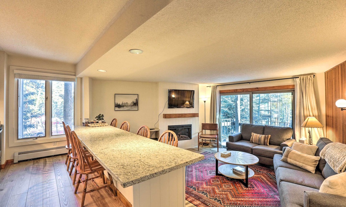 Peak 8 Apartment | Breckenridge Condo w/Gas Grill < 1 Mi to Peak 8!