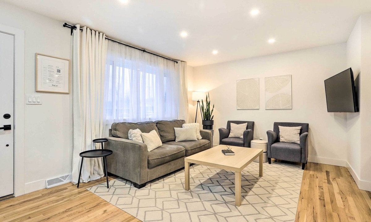 South Westminster House | Bright & Modern Arvada Home w/Yard & Patio