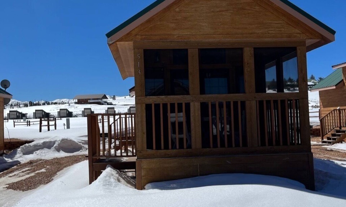 Mammoth Creek Cabin | Cabins by Panguitch Lake: Where Rustic Charm Meets Amazing Fishing!