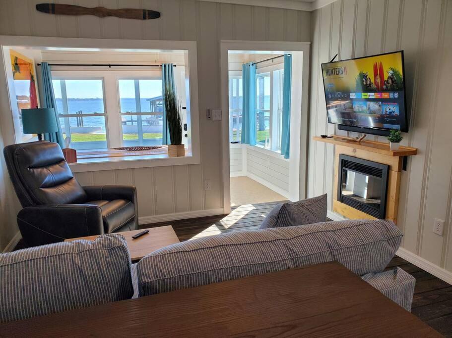 Tavares Apartment | Camp St. Cabanas #1