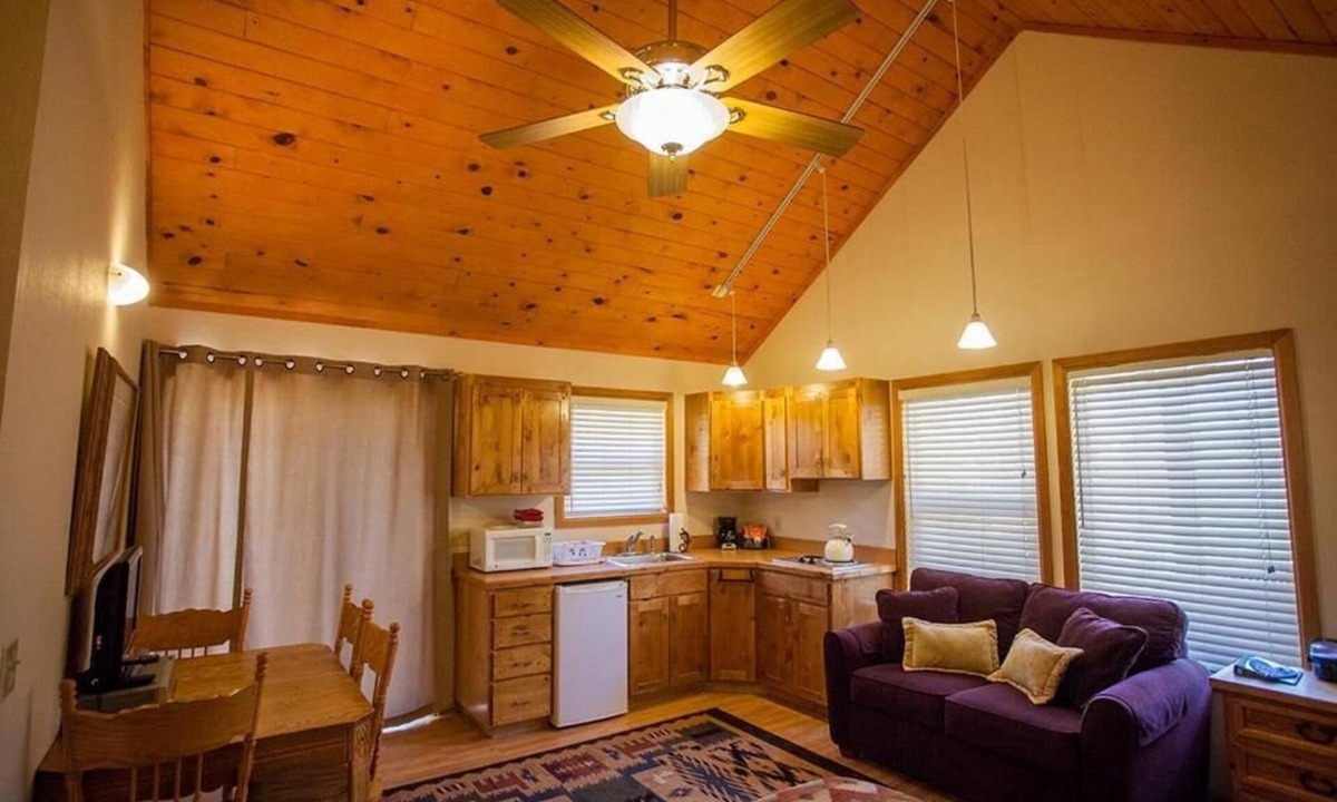Castle Valley Bed & Breakfast | Castle Valley Inn