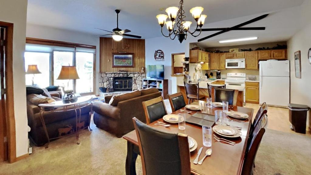 Wildernest House | CC102 Buffalo Village