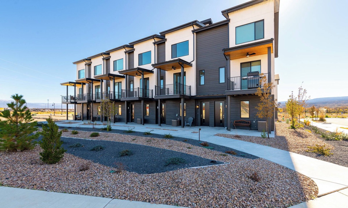 Grand Junction House | Charming 3 bed townhome w/direct access to downtown GJ! NO EXTRA FEES!