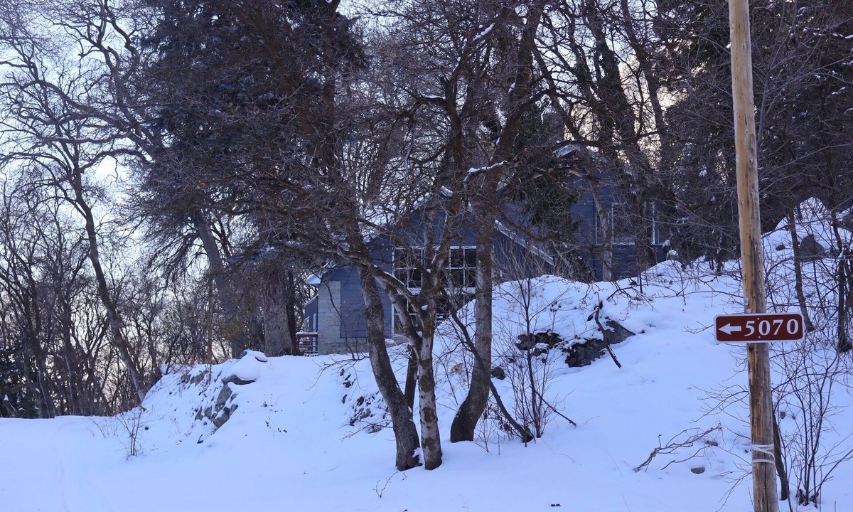Sandy Cottage | Charming stone cottage in Little Cottonwood Canyon