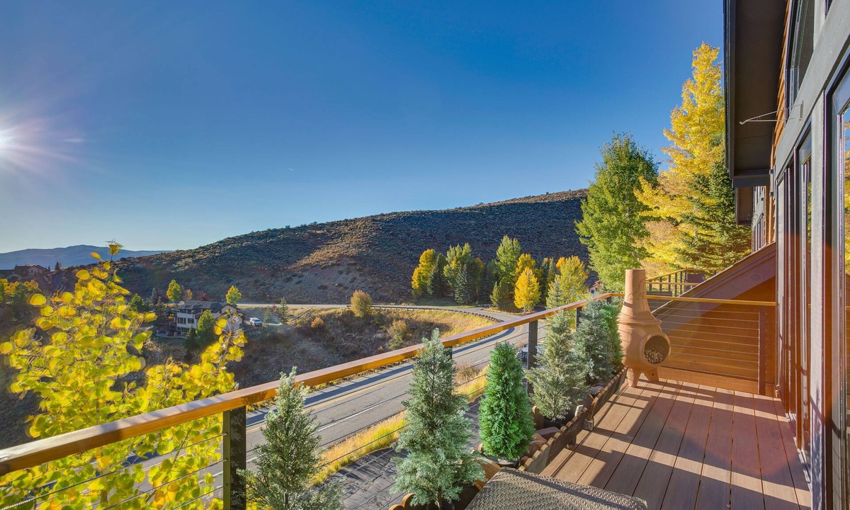 Wildridge House | Chic Colorado Escape w/Balcony & Mountain Views!