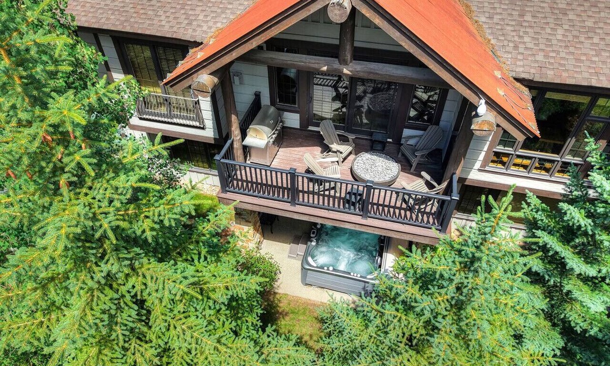 Christie Heights House | Christie Heights Lodge | 6BR Peak 8 Luxury Home, Hot Tub, Sleeps 16