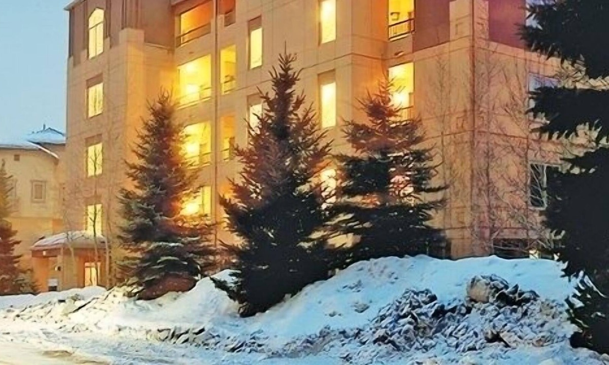 Avon Villa | Christmas + New Years. 2 bdrm - Sleeps 8. Free parking. Avon, Beaver Creek, Vail