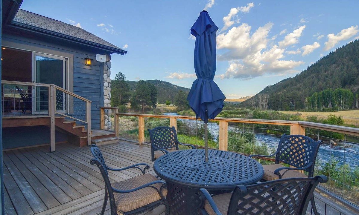 Pine House | Colorado Riverfront Escape! Fish, Hike & Relax