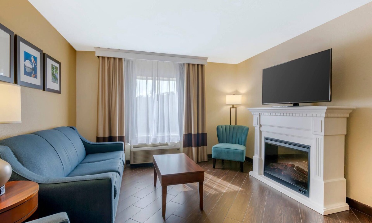 The Villages Hotel | Comfort Suites Lady Lake - The Villages