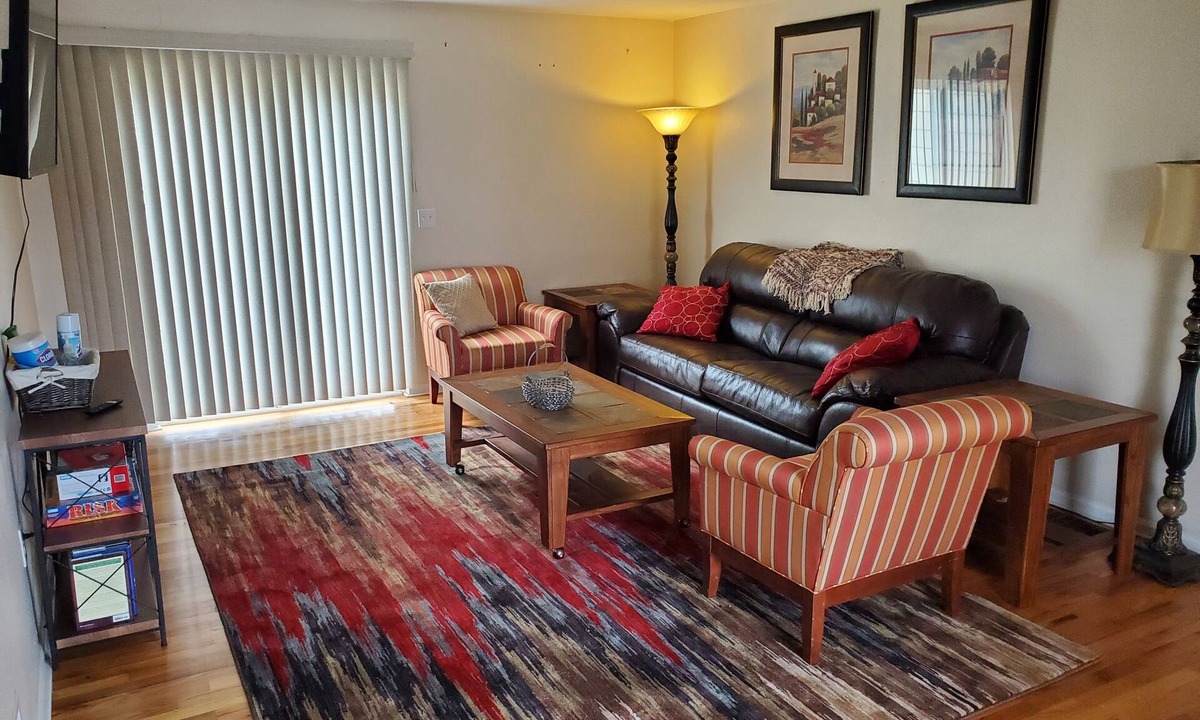 Alta Vista Area House | Cozy home short walk to Old Town Arvada, parks, dinning and shopping