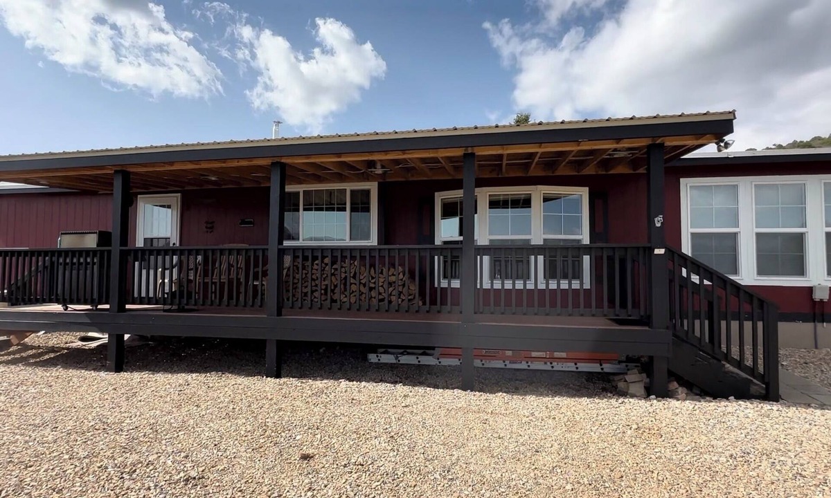Duchesne County House | Cozy Mountain Home with amazing views.