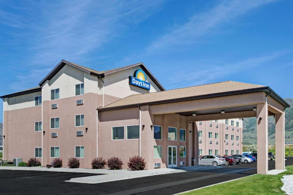Perry Hotel | Days Inn by Wyndham Brigham City