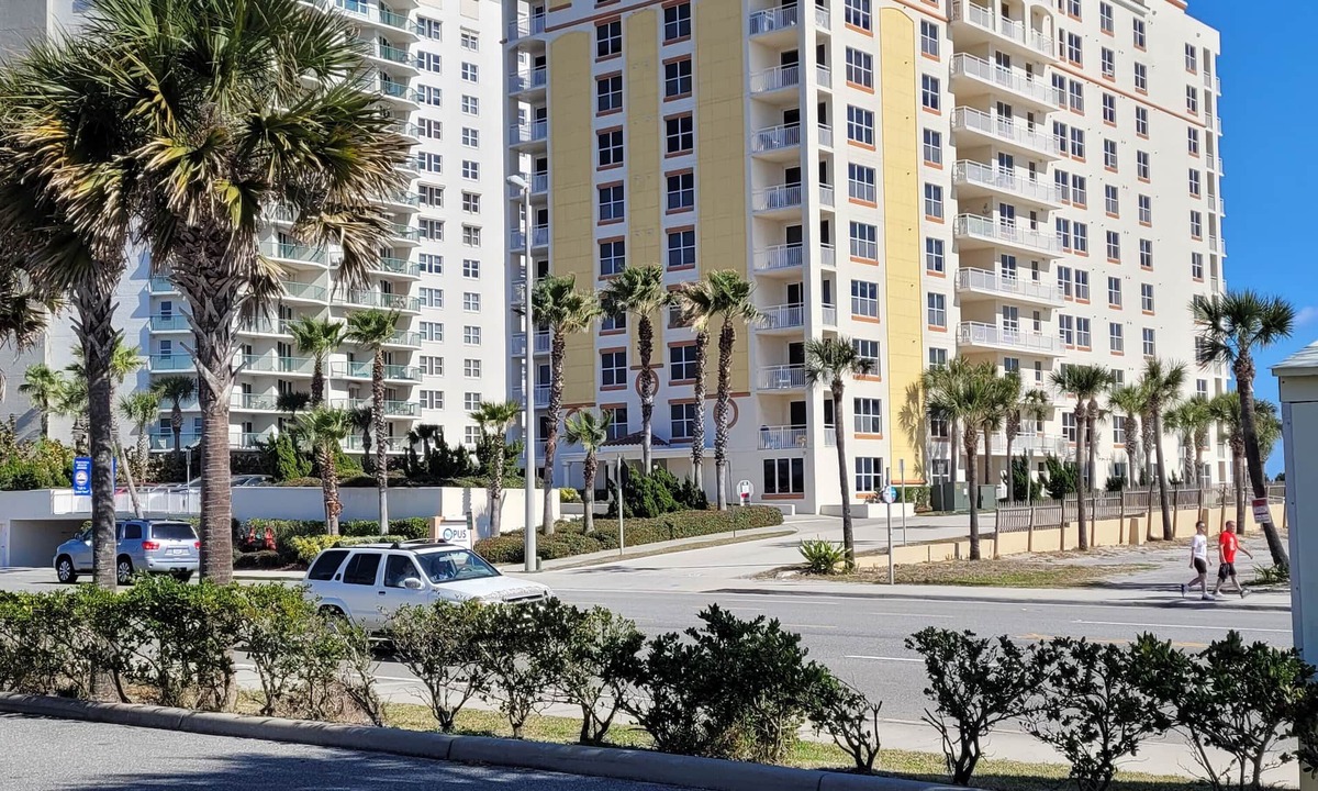 Schulte Park Condo | Daytona Beach FL Opus #203 3 Bed 3 Bath Direct Oceanfront Condo August Discount
