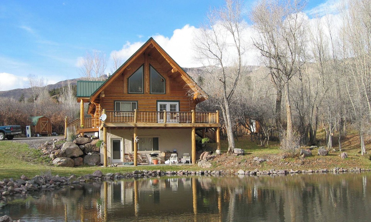 Gypsum House | Deck & Pond Views! 2-Acre, Woodsy Rocky Mtn Haven