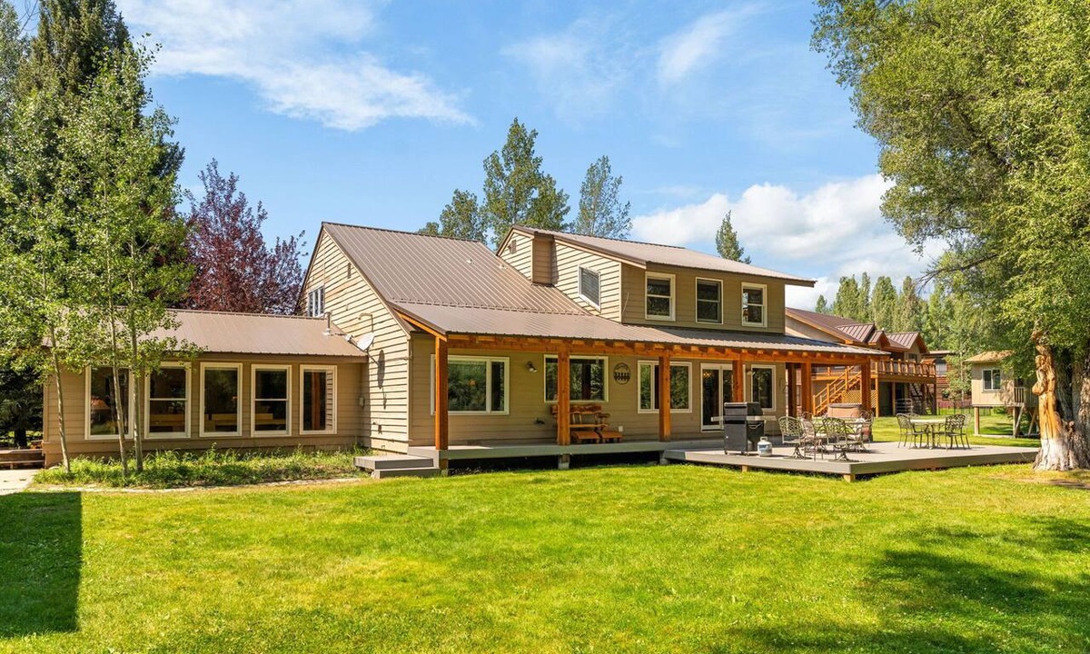 Gunnison House | Diamond On The River