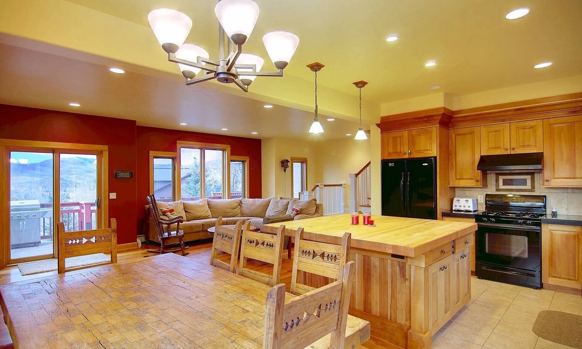 Steamboat Springs House | Dog-Friendly Mountain Escape | Fenced Patio, Epic Views, Garage, Steps to Trails & Free Town Bus