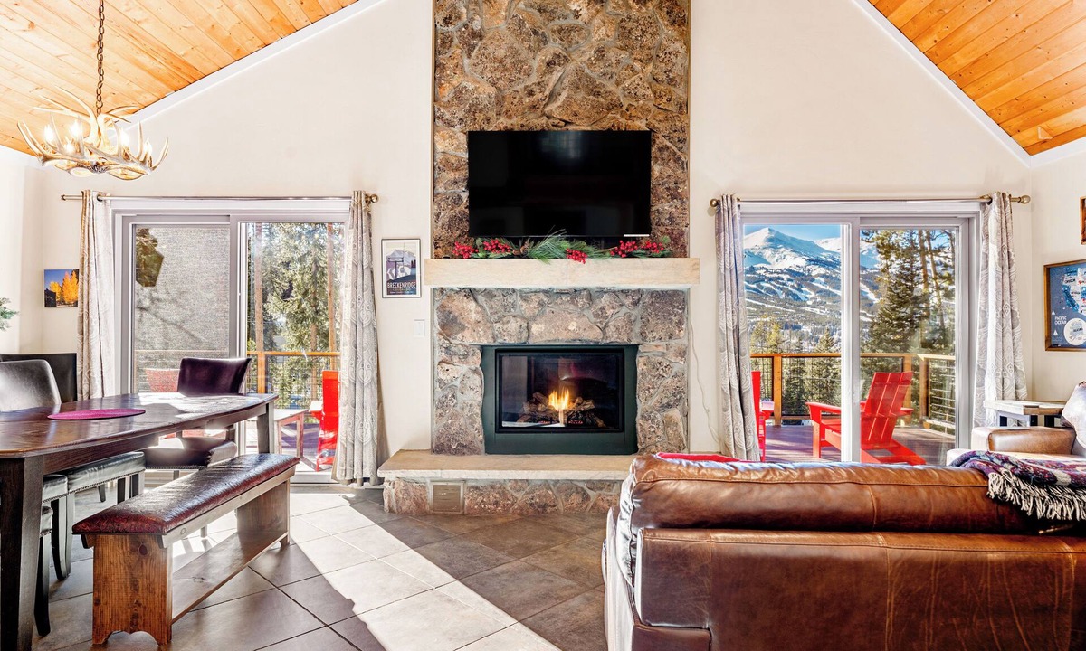 Breckenridge Heights House | Eagles Roost - Big Mtn Views, Fenced Yard, Hiking!