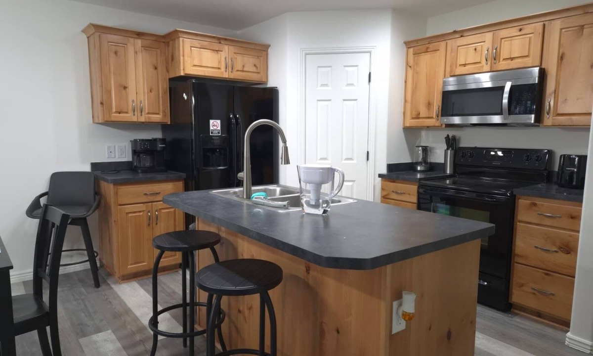 Spanish Fork House | Enjoyable 3-bedroom townhome with AC in charming Spanish Fork