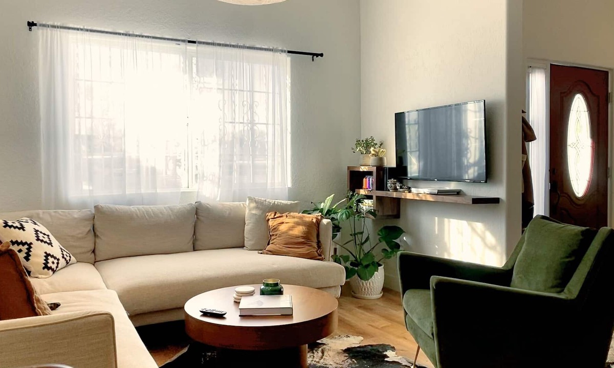 Cole House | Entire Home gated parking RiNo Arts District