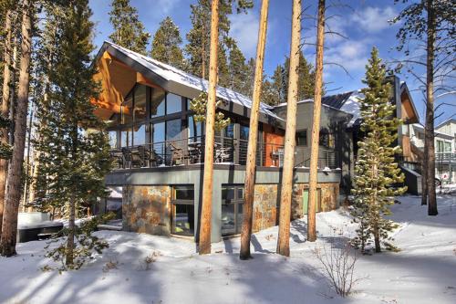 Warrior's Mark West House | Experience luxury in this 4-bedroom Cloud Cabin in Breckenridge!