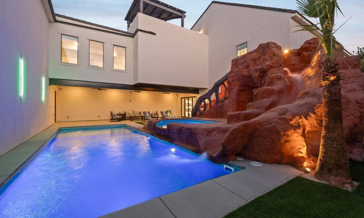 Hurricane House | Exquisite Outdoor Space, Large Pool w/slide, Theatre, Large Bunkroom, Game Space