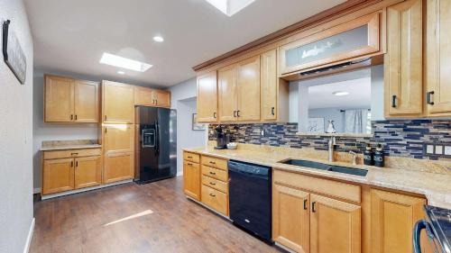 Dupont House | Family Home in Arvada with king beds and bunkbed