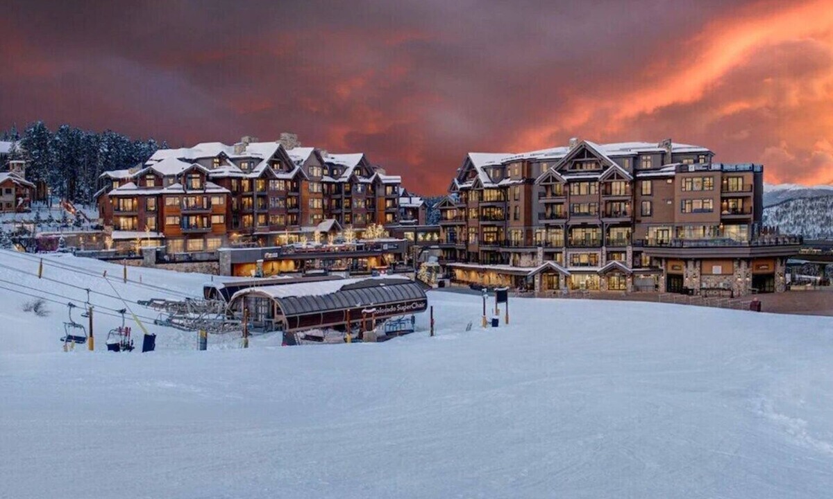 Peak 8 Resort | Family size - Ski in/out Peak 8 Breckenridge 3-Bedroom Grand Colorado Peak 8