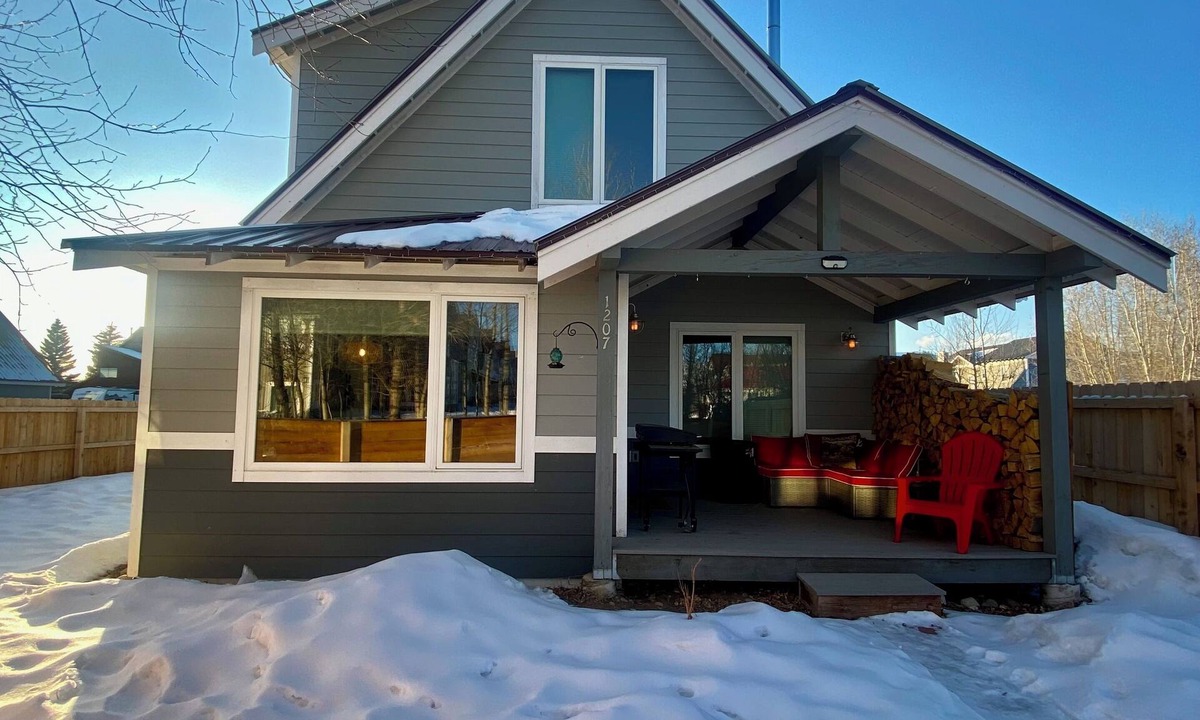 Gunnison House | Freestone Living. Charming Three bedroom house