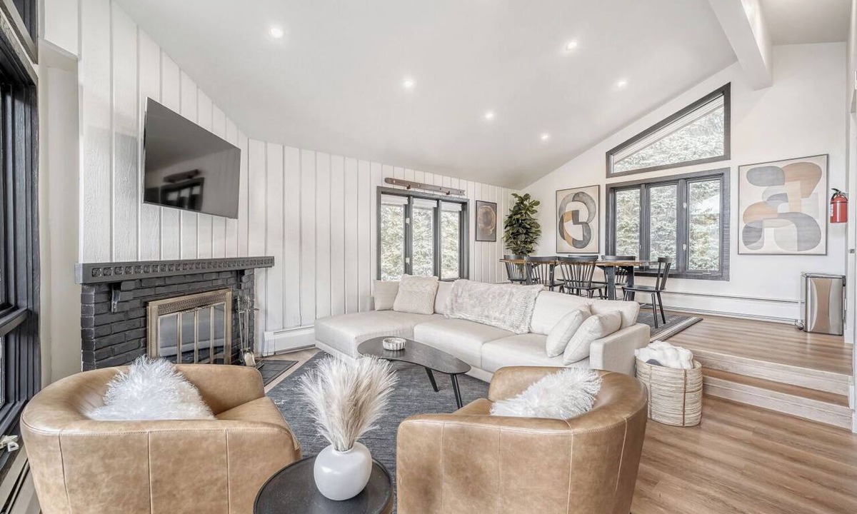 Vail Ski Chalet | Frenchies Chalet Lux | Mnt Views & Free Town Bus