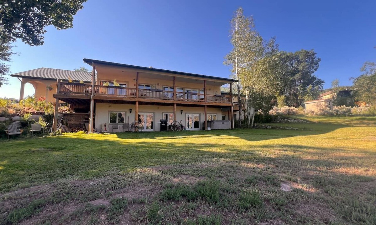 Gypsum House | Game Room, Hot Tub, Privacy, Vail to Glenwood