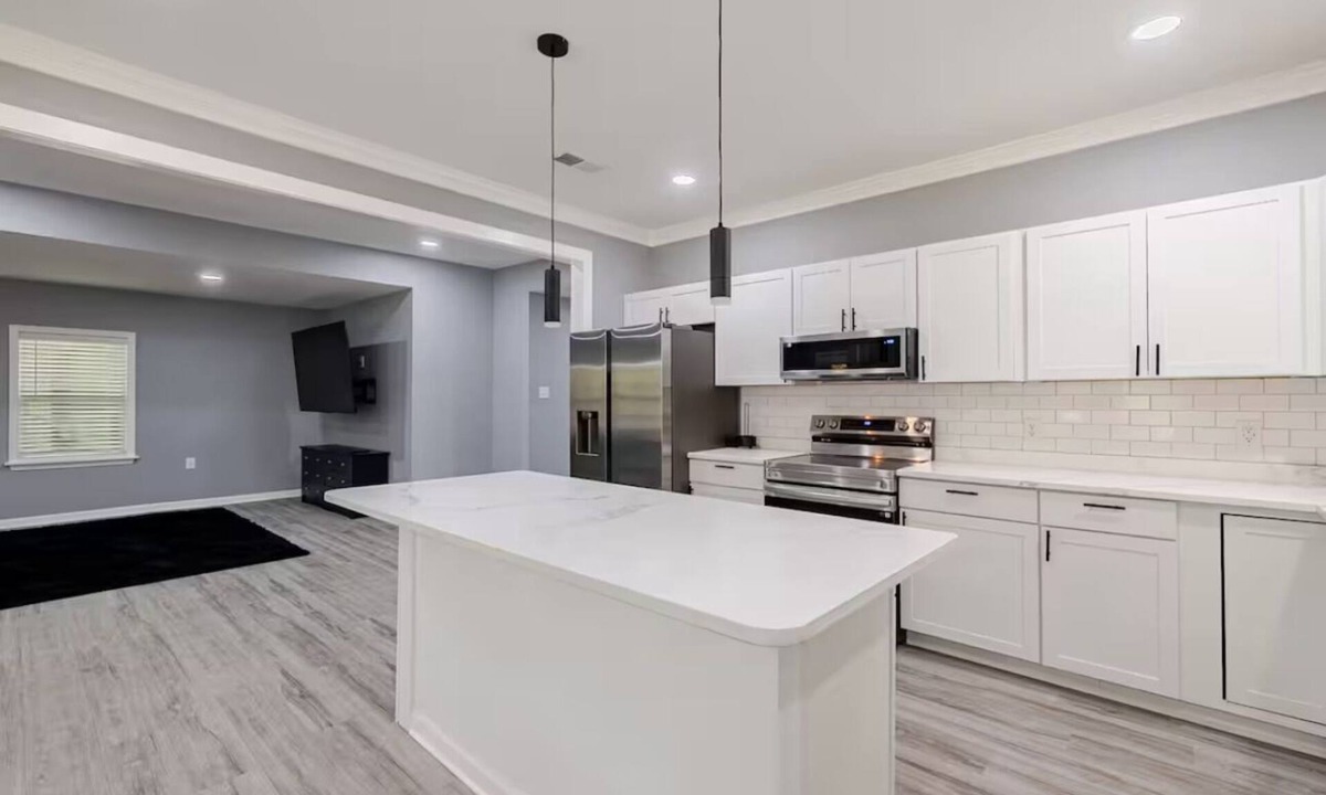 Mobile House | Gorgeous 3-bedroom house with AC in delightful Mobile