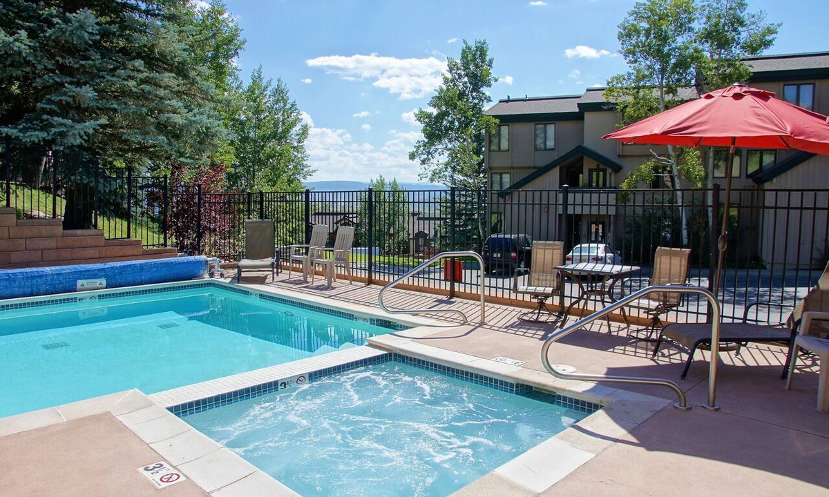 Steamboat Springs Condo | Ground Level Unit - W/D, Heated Pool, Hot Tub - Walk to Slopes